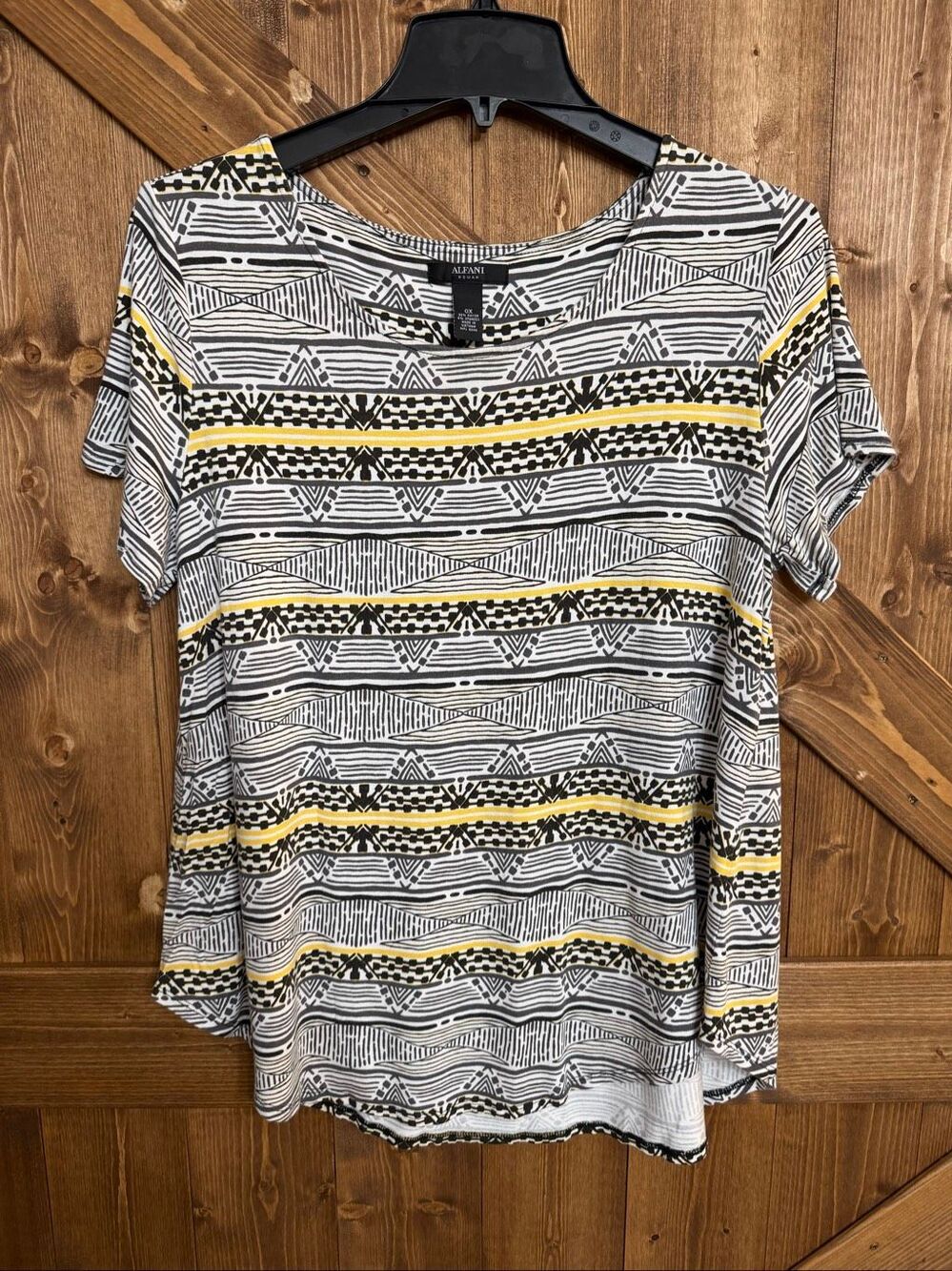 Alfani Women’s 0X Black White Yellow Geometric Print Short Sleeve Top (9351)